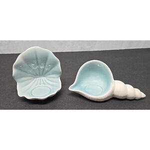 Porcelain Pottery Seashell Tea Light Holders Beach Nautical Open Shells Set Of 2